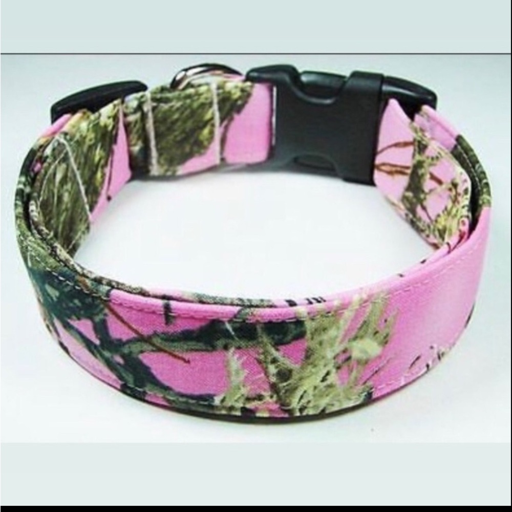🩷Sale🩷. Pink Camouflage Dog Collar
